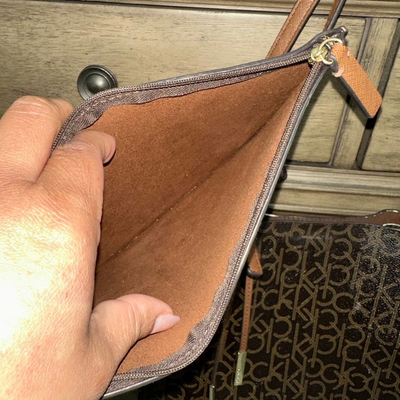 Calvin Klein Women's Brown Tote Shoulder Bag - Picture 5 of 8